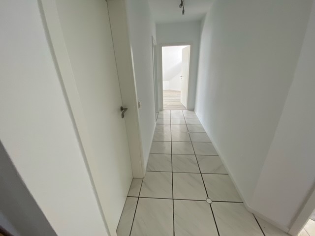  Dachgeschosswohnung H�nfelden