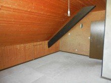  Herrliche Ortsrandlage und Ausblick - Gro�es Einfamilienhaus in bevorzugter Wohnlage