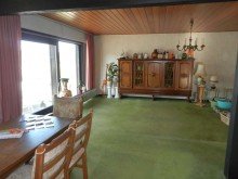  Herrliche Ortsrandlage und Ausblick - Gro�es Einfamilienhaus mit ELW in bevorzugter Wohnlage