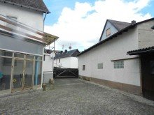  Ehemaliger Bauernhof in Randlage mit Scheune
