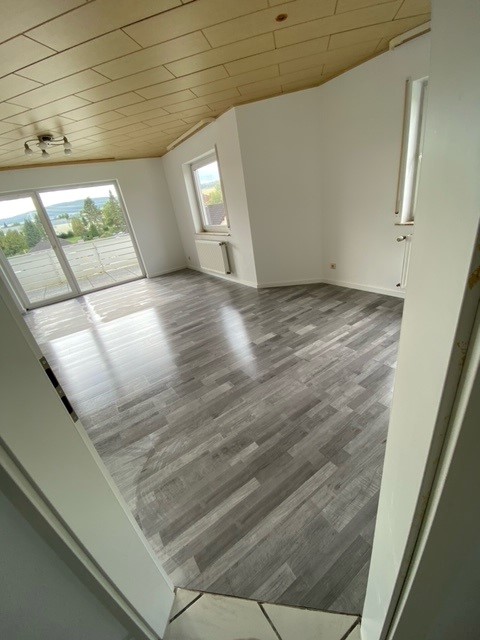  Dachgeschosswohnung H�nfelden